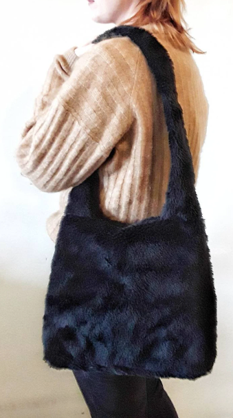 READY TO SHIP, Fur Bags for Women, Black Fur Bag, Faux Fur Crossbody Bag in Black, Vegan Fur Bag, Fur Shoulder Bag, Faux Fur Bag