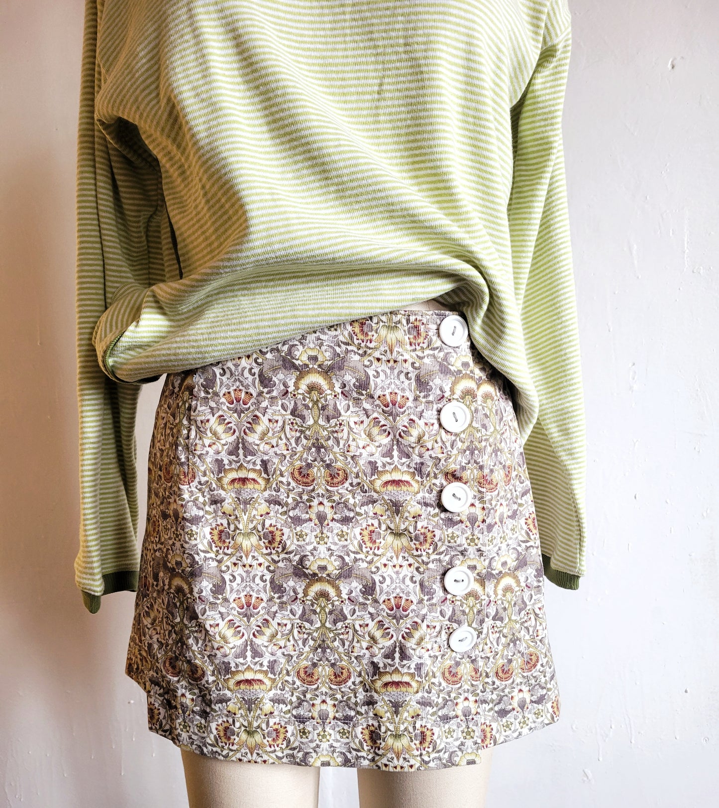 Mini Skirt, Womens Mini Skirt, Lightweight Corduroy Mini, Vintage Print Skirt, Summer Mini Skirt, Size 4 Ready To Ship