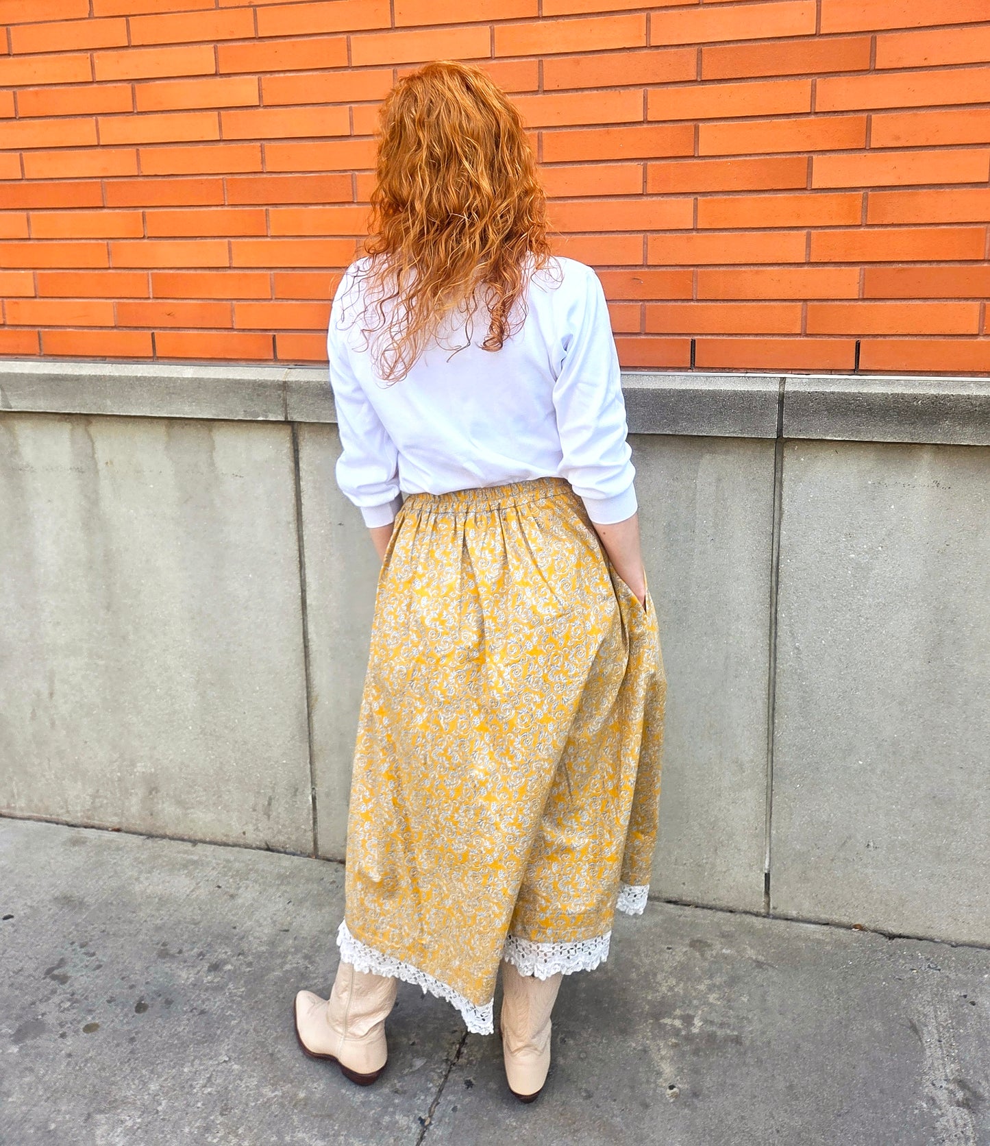 Floral Print Cotton Midi Skirt: Summer thru Fall with Pockets