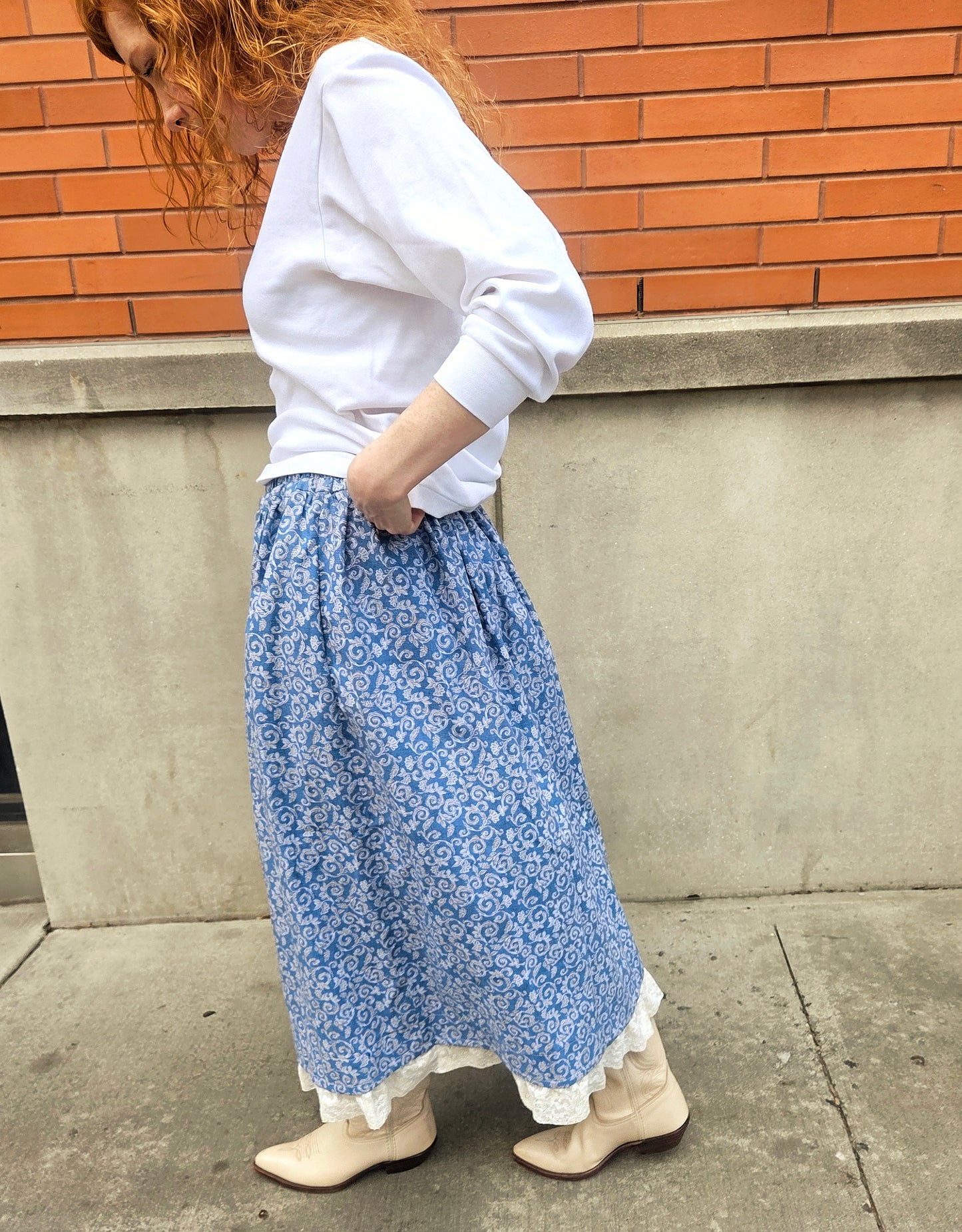Floral Print Cotton Midi Skirt: Summer thru Fall with Pockets