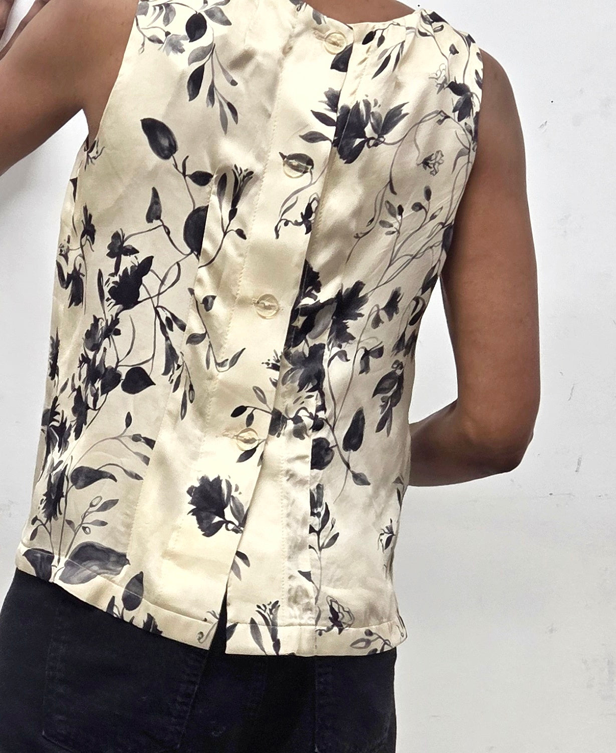 Womens Chic Floral Top, Vintage Inspired Elegant Top with a Bow