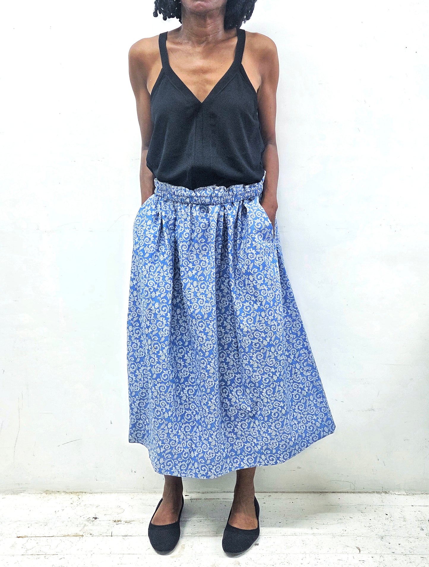 Floral Print Cotton Midi Skirt: Summer thru Fall with Pockets