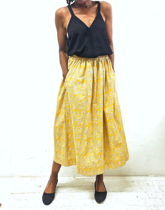 Floral Print Cotton Midi Skirt: Summer thru Fall with Pockets