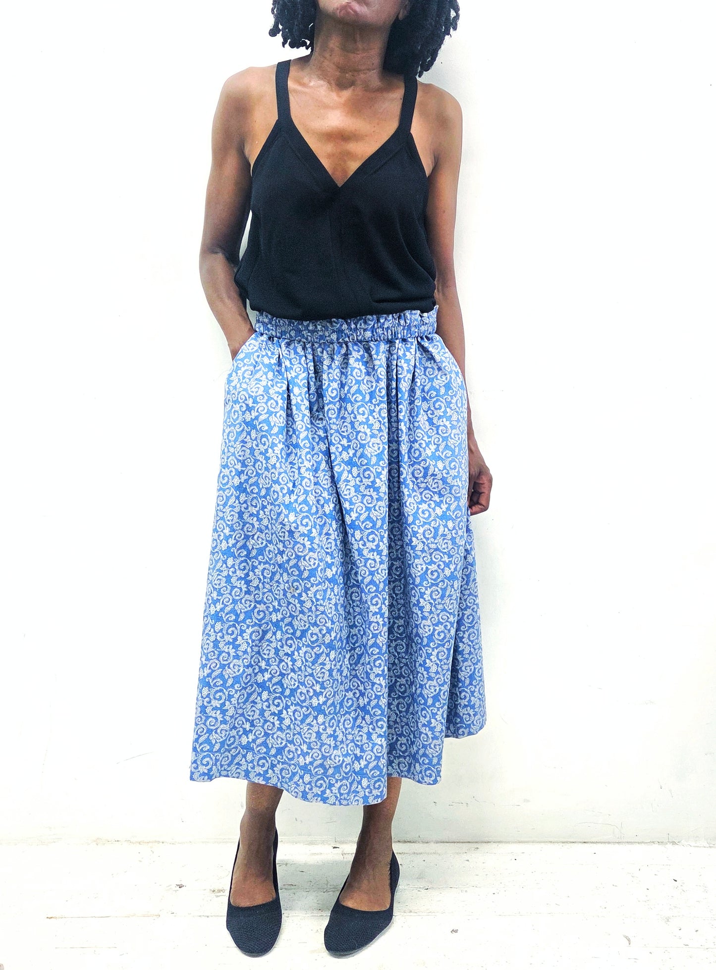 Floral Print Cotton Midi Skirt: Summer thru Fall with Pockets